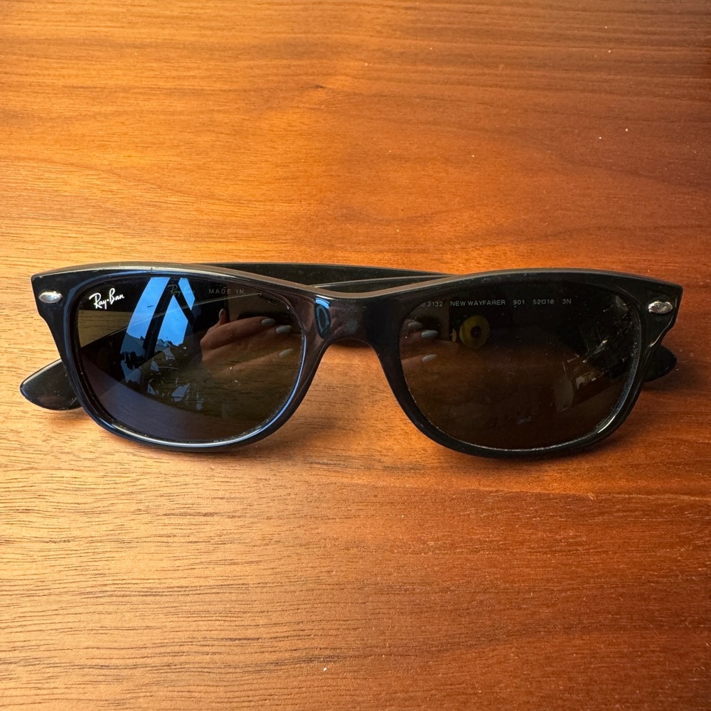 RAY BAN “New Wayfarer” Sunglasses 🕶️